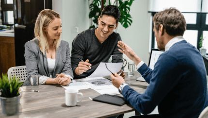 Mesa de trabajo para una consulta administrativa